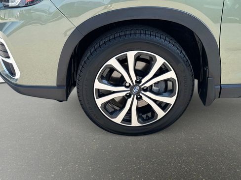 Used 2019 Subaru Forester Limited AWD/4WD image 12