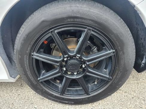 Used 2019 Honda Insight EX image 10