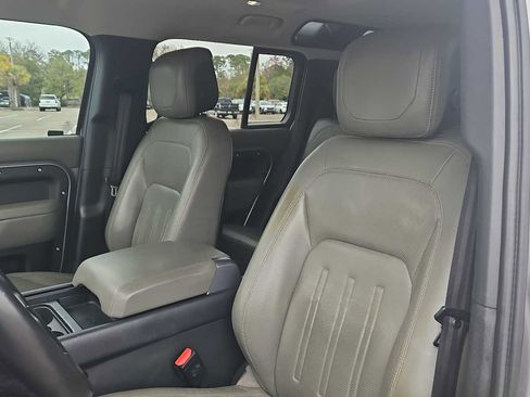 Used 2020 Land Rover Defender 110 HSE image 13