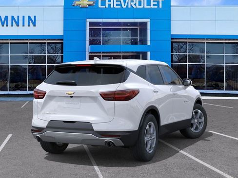 New 2025 Chevrolet Blazer LT image 5