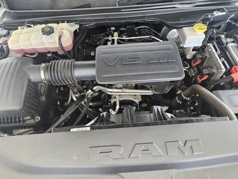 Used 2023 RAM 1500 Big Horn AWD/4WD image 7