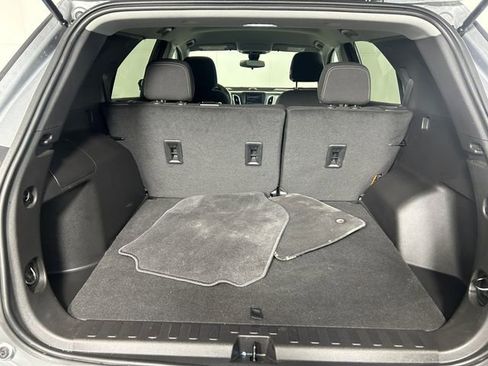 Used 2023 Chevrolet Equinox LS w/ LS Convenience Package image 27