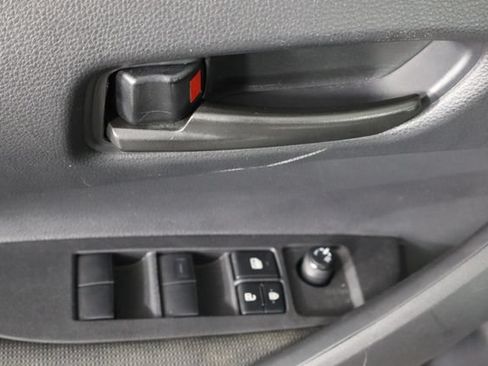 Used 2025 Toyota Corolla LE FWD image 20