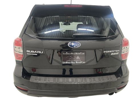 Used 2014 Subaru Forester 2.5i Limited AWD/4WD image 5