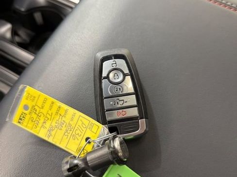 Used 2025 Ford F150 Raptor AWD/4WD image 36