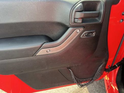 Used 2013 Jeep Wrangler Unlimited Sport AWD/4WD image 14