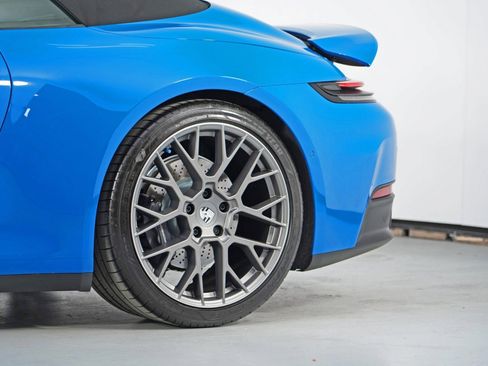 Used 2025 Porsche 911 Carrera image 58