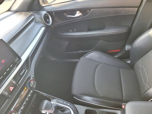 Used 2024 Kia Forte GT-Line FWD image 12