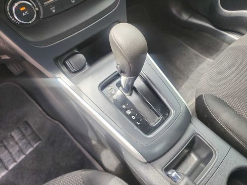 Used 2019 Nissan Sentra S w/ Appearance Package FWD image 21