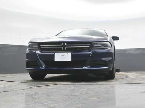 Used 2016 Dodge Charger SE image 27