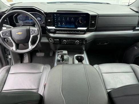 Used 2023 Chevrolet Silverado 1500 LTZ w/ Technology Package AWD/4WD image 17