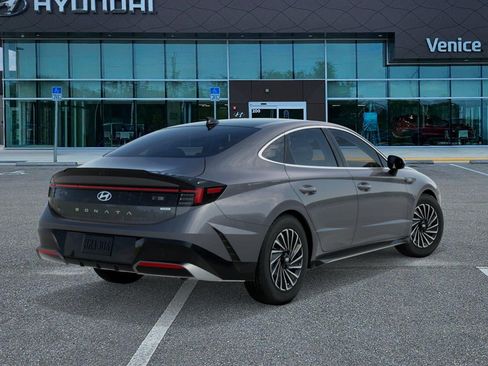 New 2026 Hyundai Sonata SEL FWD image 4