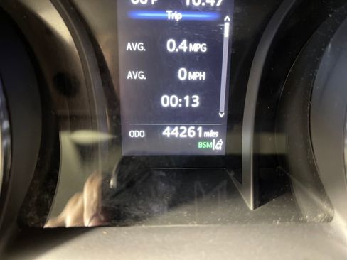 Used 2024 Toyota Camry SE image 22