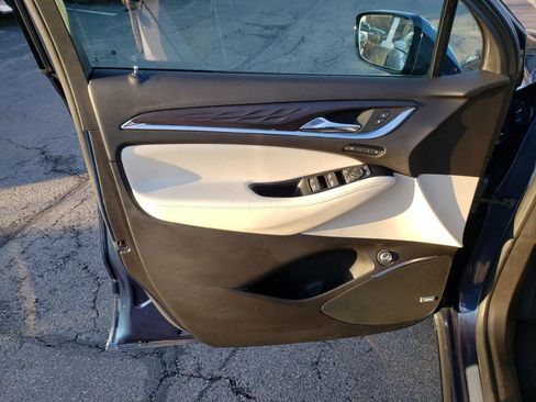 Used 2023 Buick Enclave Avenir w/ Avenir Technology Package image 10