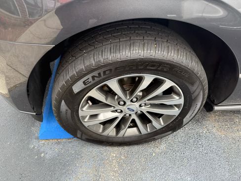 Used 2018 Ford Expedition Max Limited image 6