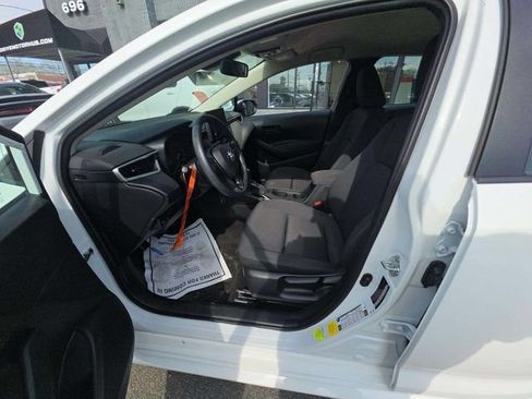 Used 2024 Toyota Corolla LE FWD image 6