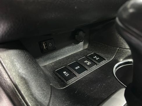 Used 2016 Toyota Highlander Limited Platinum AWD/4WD image 27