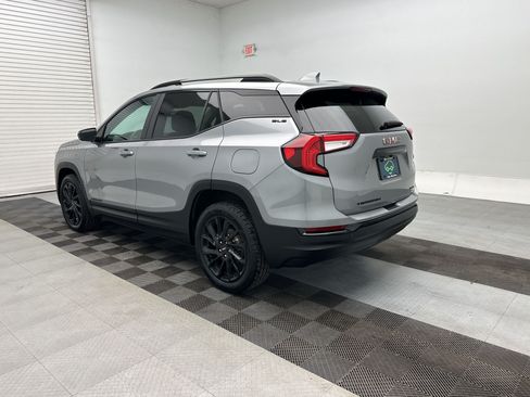 Certified 2024 GMC Terrain SLE w/ Driver Convenience Package AWD/4WD image 3