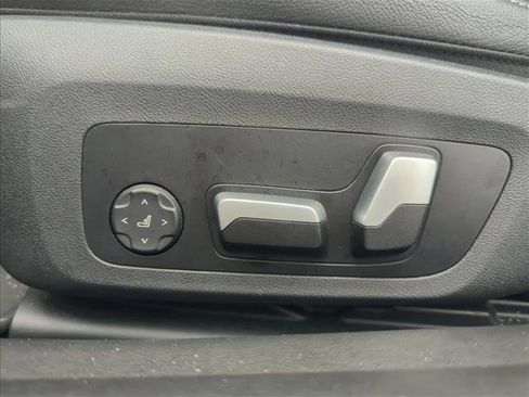 Used 2024 BMW 430i 430i w/ Convenience Package image 13