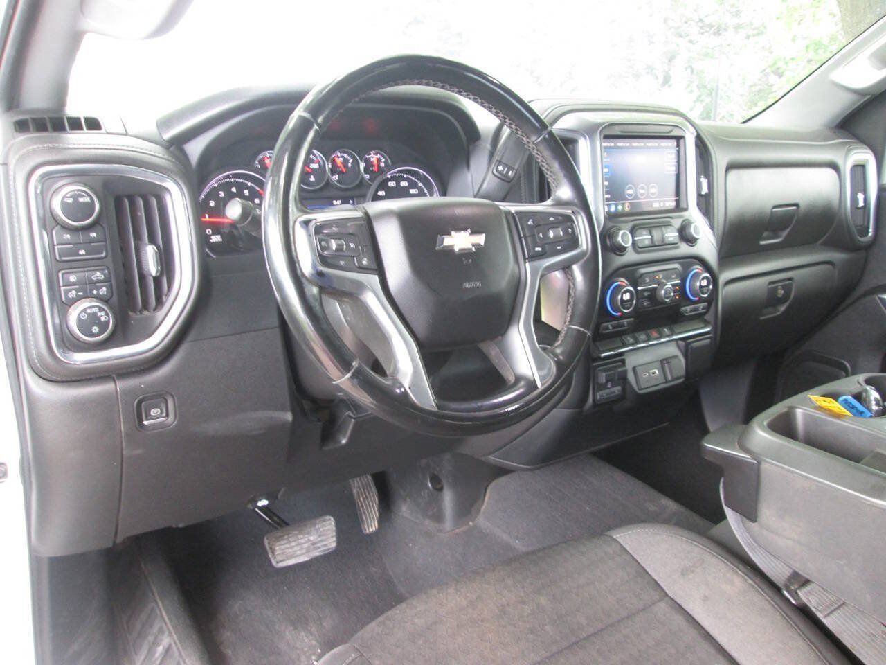 Used 2023 Chevrolet Silverado 2500 LT w/ Convenience Package AWD/4WD image 15