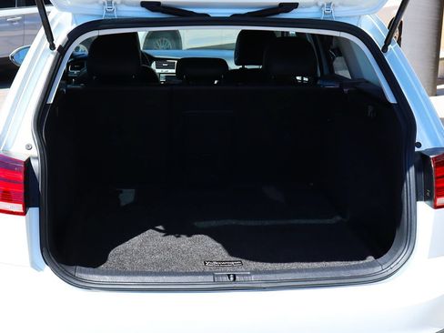 Used 2019 Volkswagen Golf Alltrack S AWD/4WD image 24