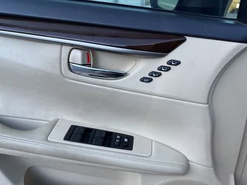 Used 2015 Lexus ES 350 image 12