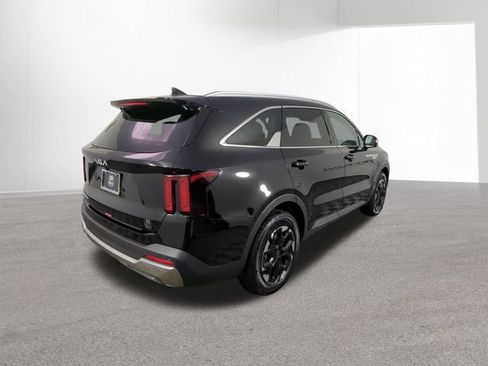 New 2026 Kia Sorento S w/ S Panoramic Sunroof Package FWD image 13