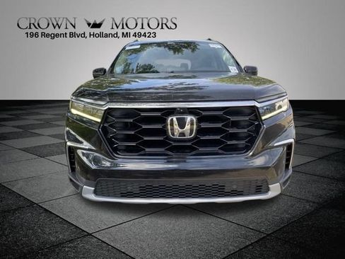 Used 2023 Honda Pilot Elite image 10