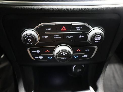 Used 2017 Dodge Charger R/T Scat Pack w/ Beats Audio Group image 30