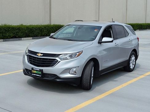 Used 2020 Chevrolet Equinox LT image 3