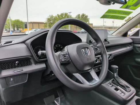 Used 2024 Honda CR-V EX image 30