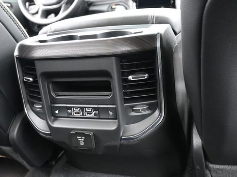 Used 2026 RAM 1500 Laramie AWD/4WD image 38
