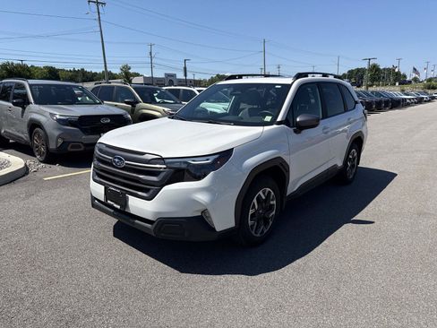 Used 2026 Subaru Forester Premium AWD/4WD image 7