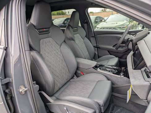 New 2027 Audi SQ6 e-tron Premium Plus AWD/4WD image 10