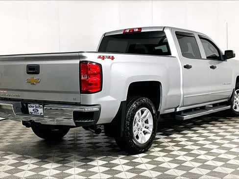 Used 2018 Chevrolet Silverado 1500 LT w/ All Star Edition image 12