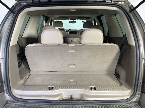 Used 2002 Mercury Mountaineer AWD V8 image 13