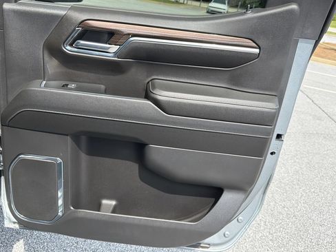 Used 2024 Chevrolet Silverado 1500 LT RWD image 16
