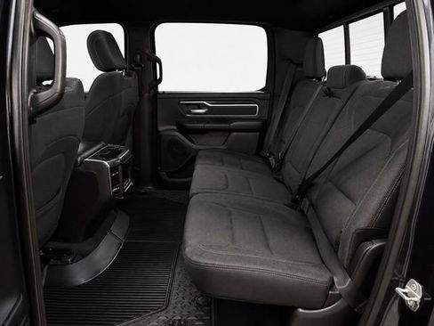 Used 2019 RAM 1500 Big Horn AWD/4WD image 16