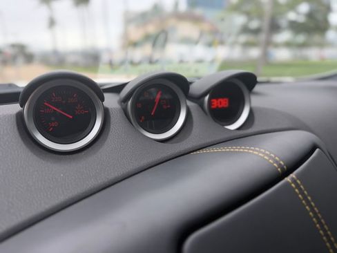 Used 2019 Nissan 370Z Coupe w/ Z34 Heritage Edition - White RWD image 18