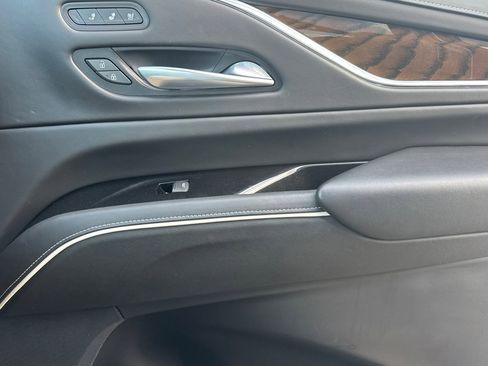 Certified 2024 Cadillac Escalade ESV Premium Luxury Platinum image 22