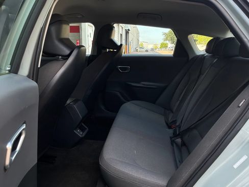 Used 2025 Kia K4 FWD image 11