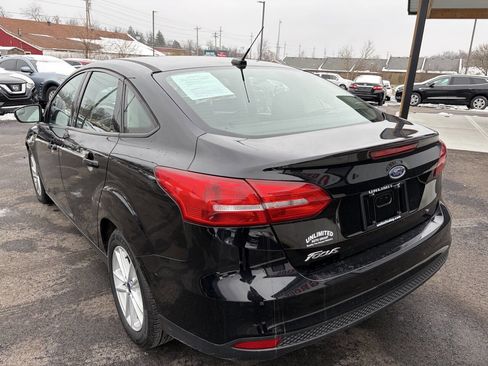 Used 2017 Ford Focus SE image 10