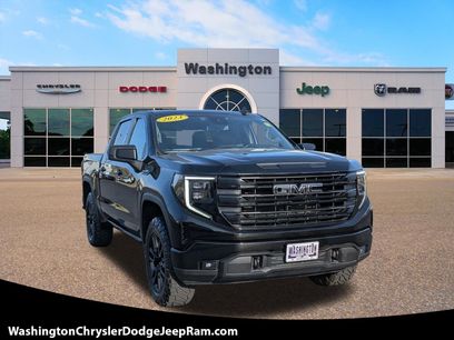 Used 2023 GMC Sierra 1500 Elevation w/ Preferred Package