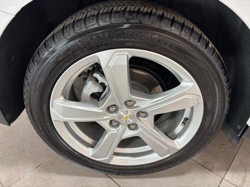 Used 2018 Chevrolet Volt LT w/ LT Driver Confidence Package image 10