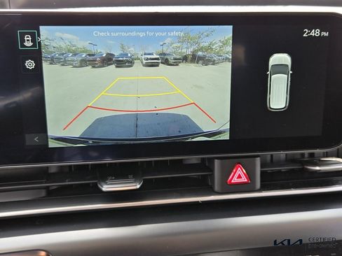 Certified 2026 Kia Carnival FWD image 24
