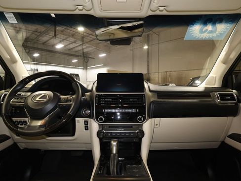 Used 2023 Lexus GX 460 Premium AWD/4WD image 30
