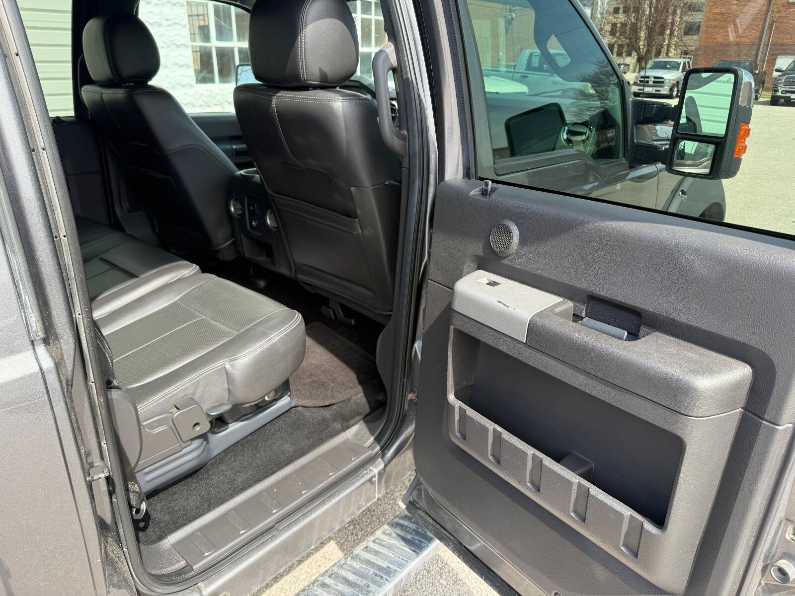 Used 2012 Ford F250 Lariat w/ Chrome Pkg AWD/4WD image 17