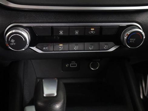 Used 2022 Nissan Altima 2.5 S FWD image 36