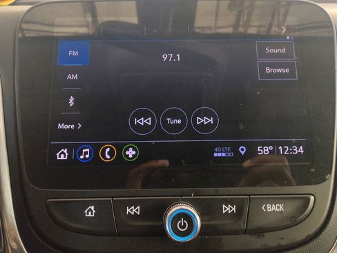 Used 2020 Chevrolet Equinox Premier image 25