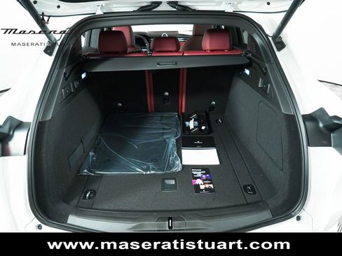 New 2025 Maserati Grecale Modena image 59